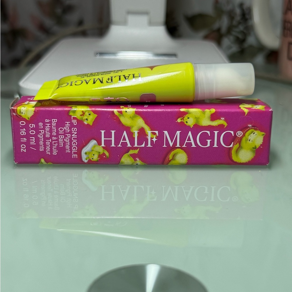 HALF MAGIC Lip Snuggle Hydrating Balm — Bright Yellow